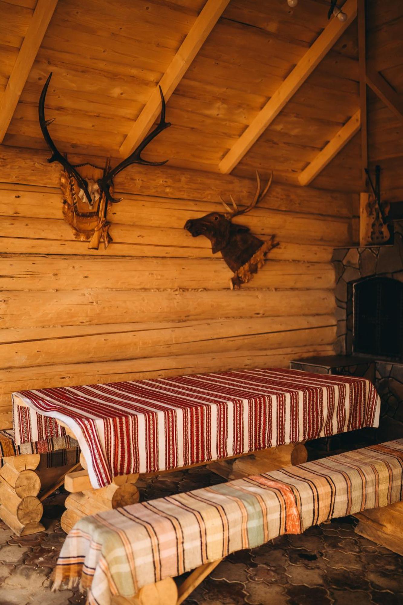 Hotel Rich OAK Jablunyzja Exterior foto